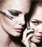 خط چشم ژلی کاسه ای میبلین مدل Lasting Drama