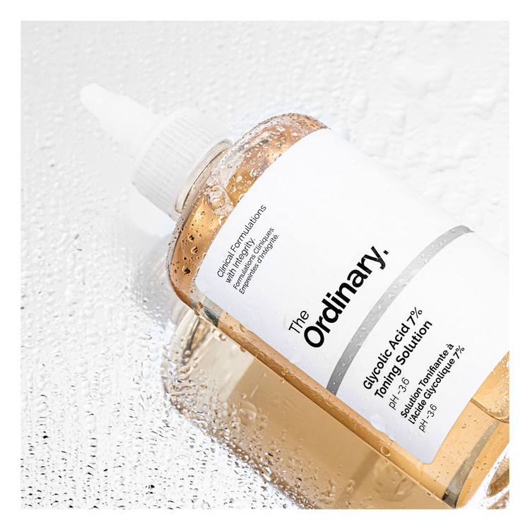 تونر گلیکولیک اسید 7% اوردینری حجم 240 میل لایه بردار و روشن کننده پوست