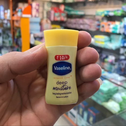 لوسیون بدن وازلین Vaseline مدل Dry Skin Repair