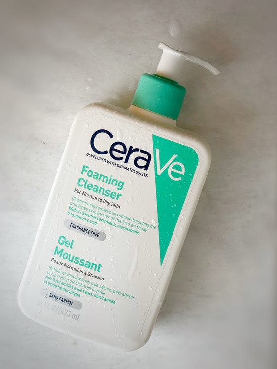 ژل شستشو پوست نرمال تا چرب سراوی