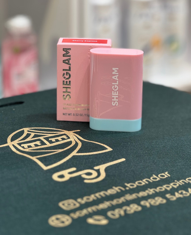 عکس رژگونه استیکی براق شیگلم SHEGLAM Glass Glow برای گونه و لب